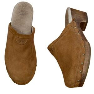 Little girls Ugg chestnut clogs little girls size 13